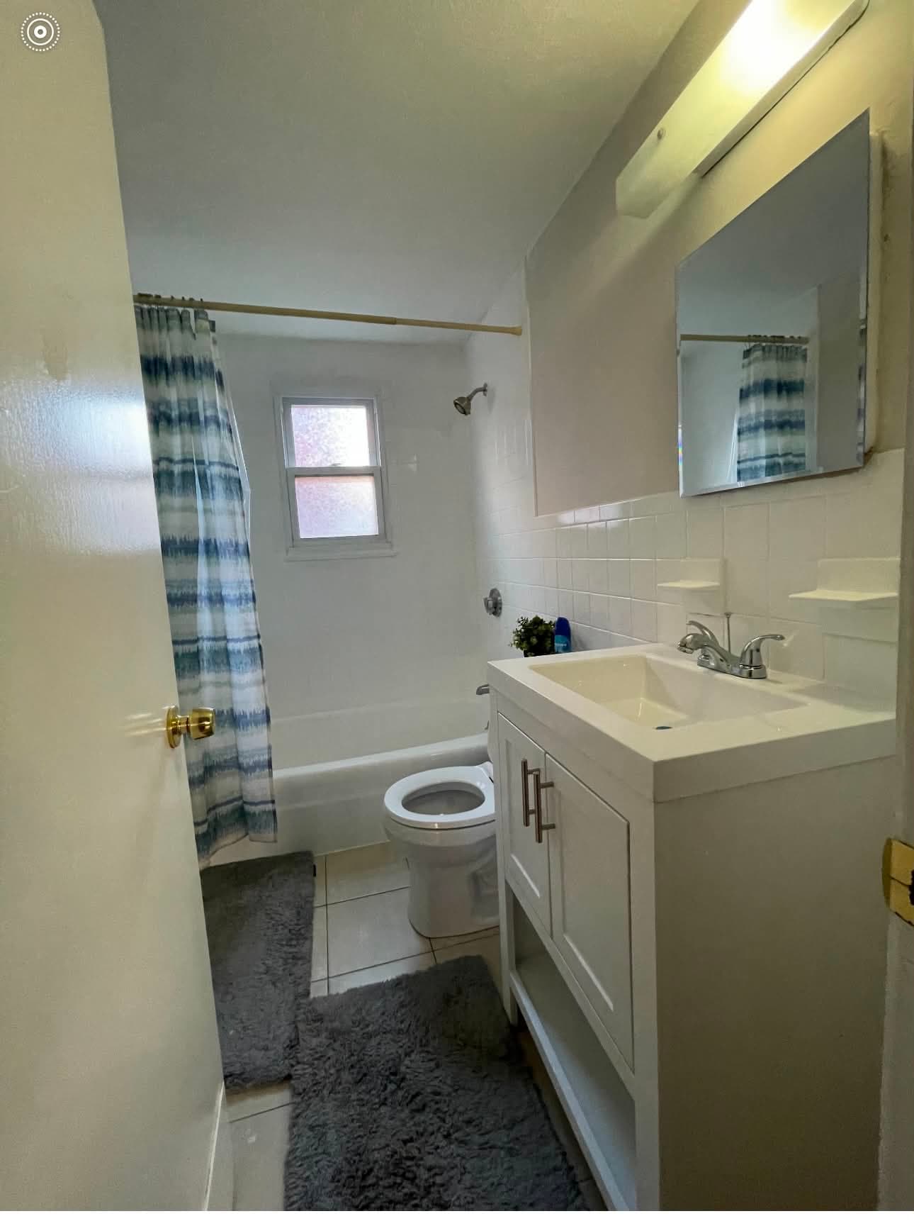 Two-Bedroom with a Balcony, Near McClennen Park — photo 6