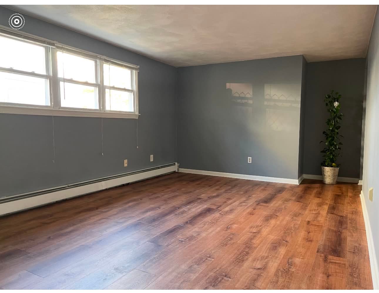 Two-Bedroom with a Balcony, Near McClennen Park — photo 2