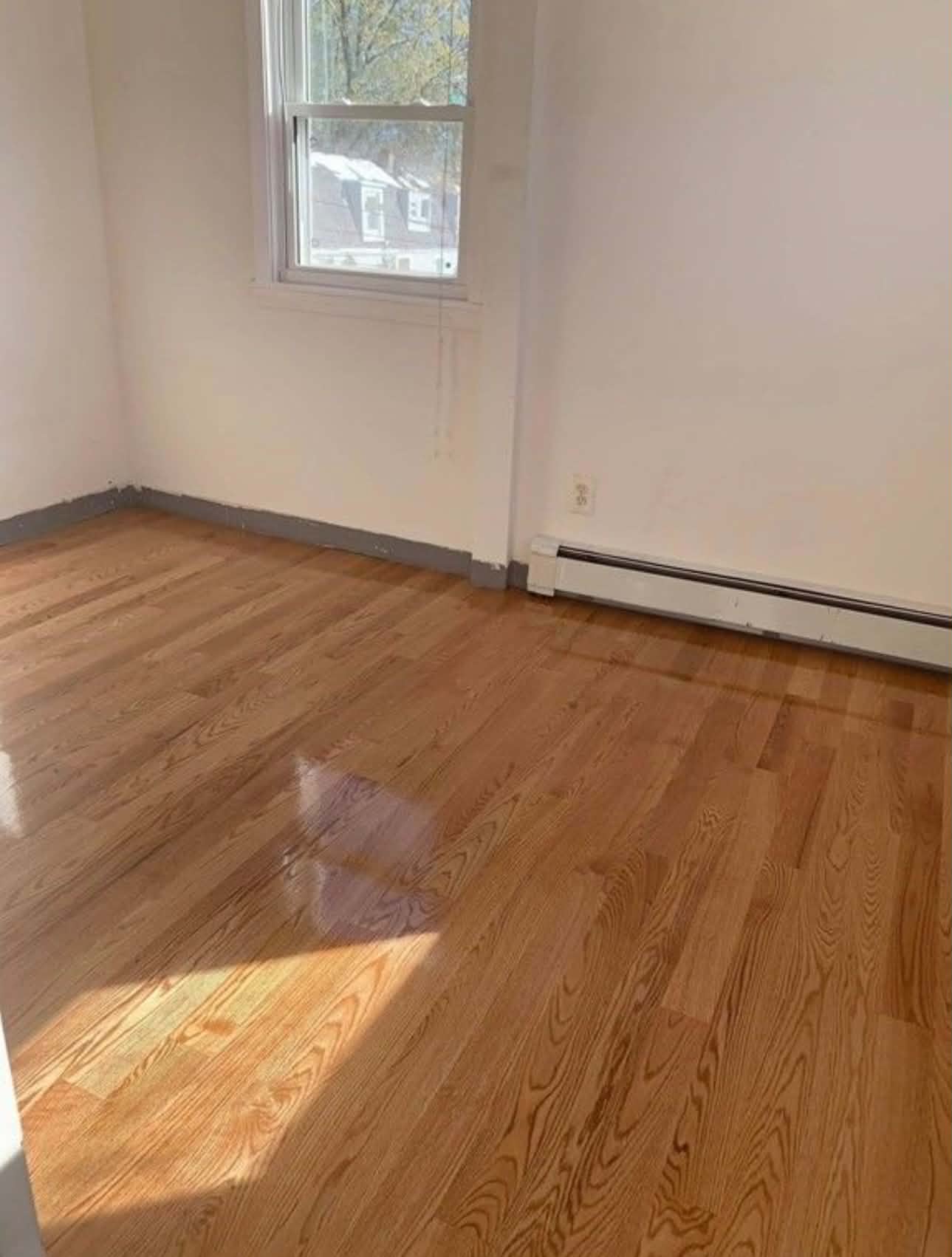 Two-Bedroom with Hardwood Floors and a Private Deck — photo 4